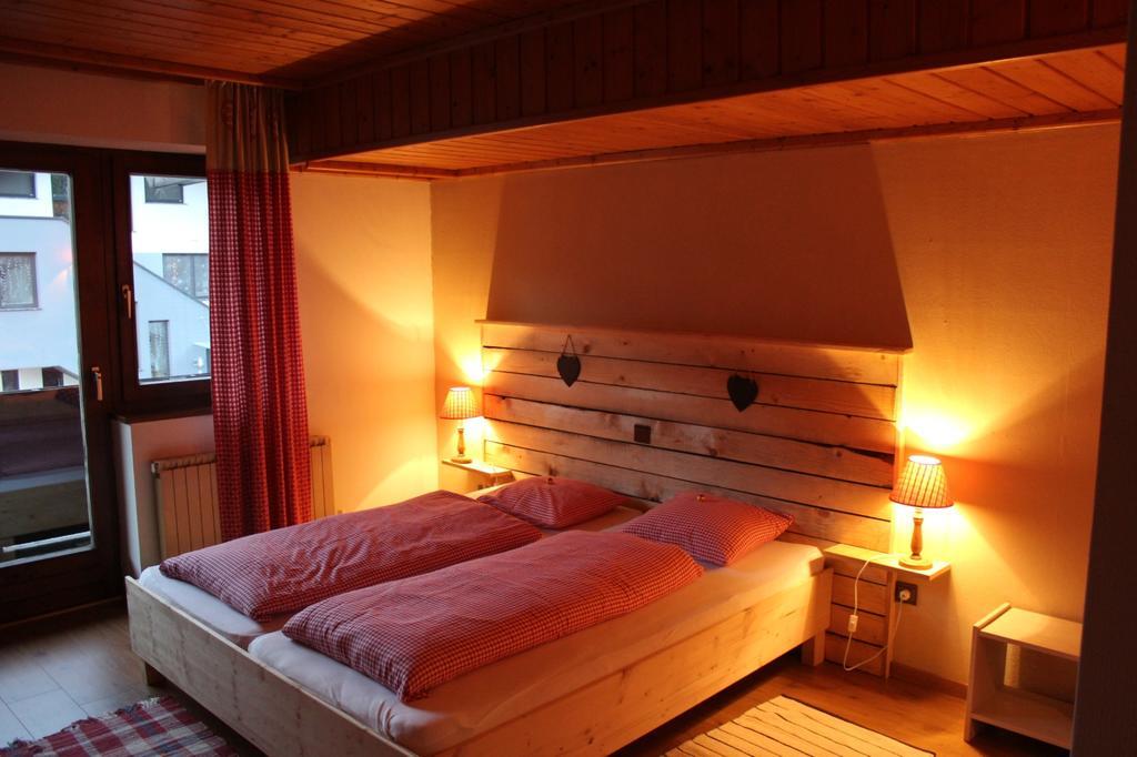 Haus Lena Daire Sankt Martin bei Lofer Dış mekan fotoğraf